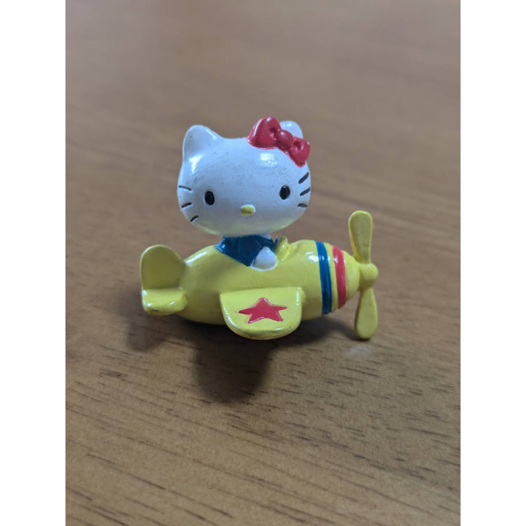 サンリオ - ハローキティ 飛行機 チャーム キーホルダー レア レトロの