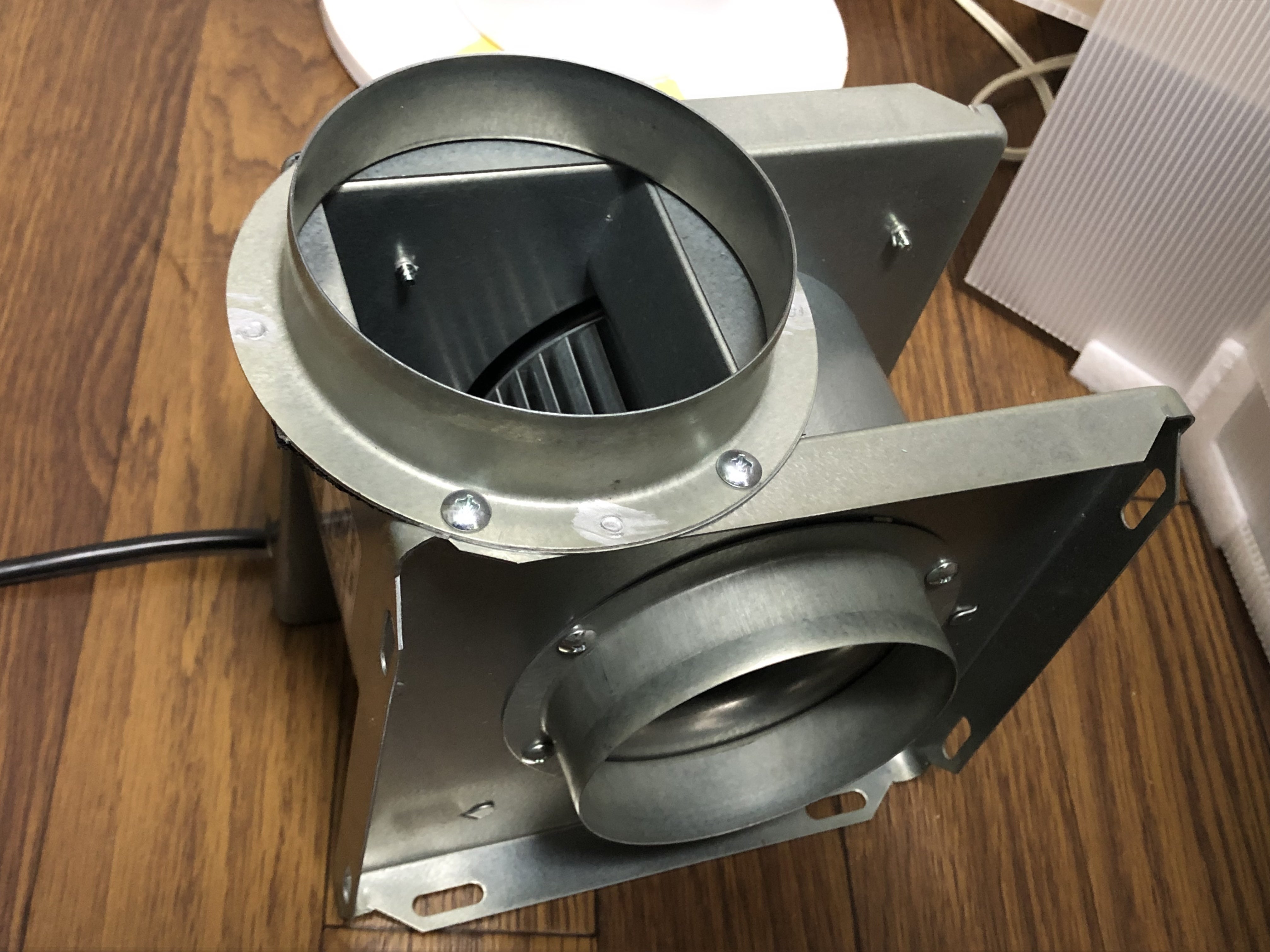 塗装ブース自作！その2 コンパクトな自作塗装ブースを！ | ろくのじの