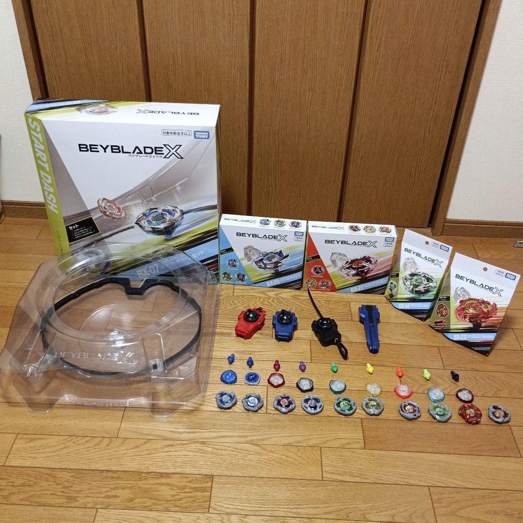 ベイブレードXまとめ売り　スタジアム・シューター付き ベイブレードx まとめ売り スタジアム付き - メルカリ