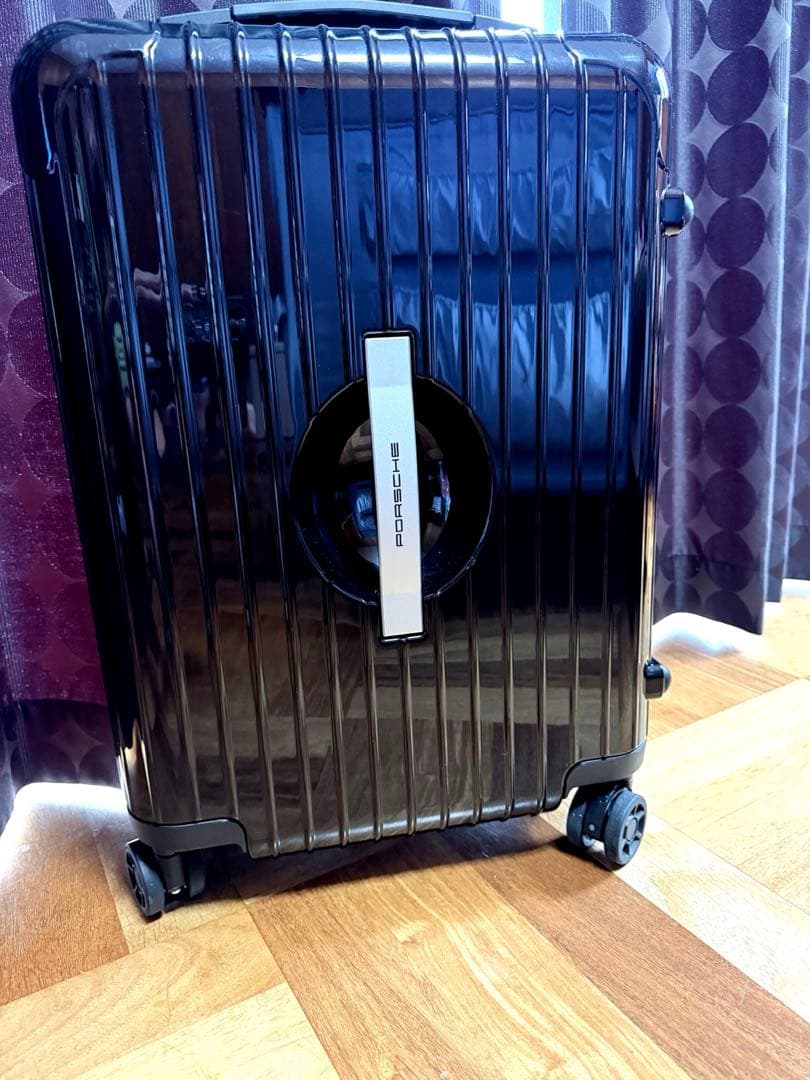 Porsche RimowAブラック キャリーケース TSAロック付き 楽天市場】未使用▽RIMOWA×PORSCHE リモワ×ポルシェ コラボ 8229057991